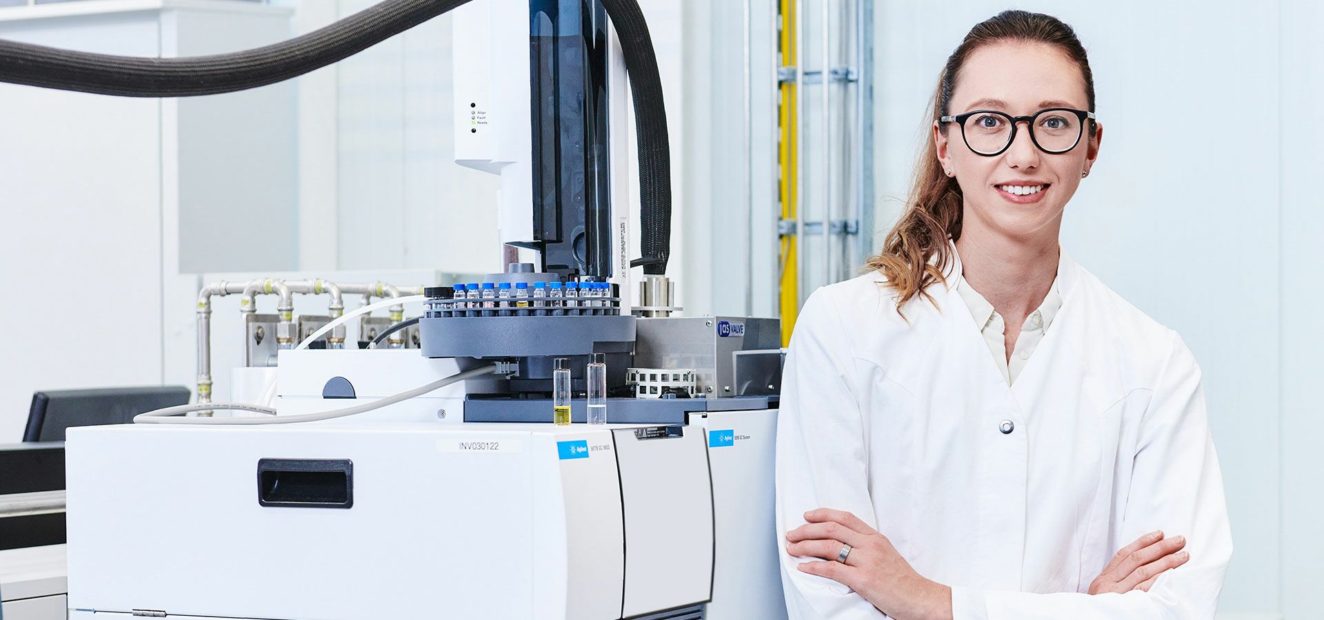 Gas chromatography with mass spectrometry for the separation of organic mixtures