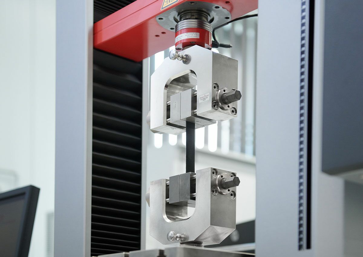 Tensile, compression and bending tests for analysing mechanical properties in materials testing