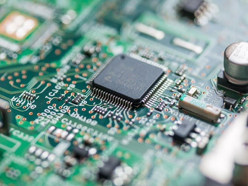 Computerchip auf Platine