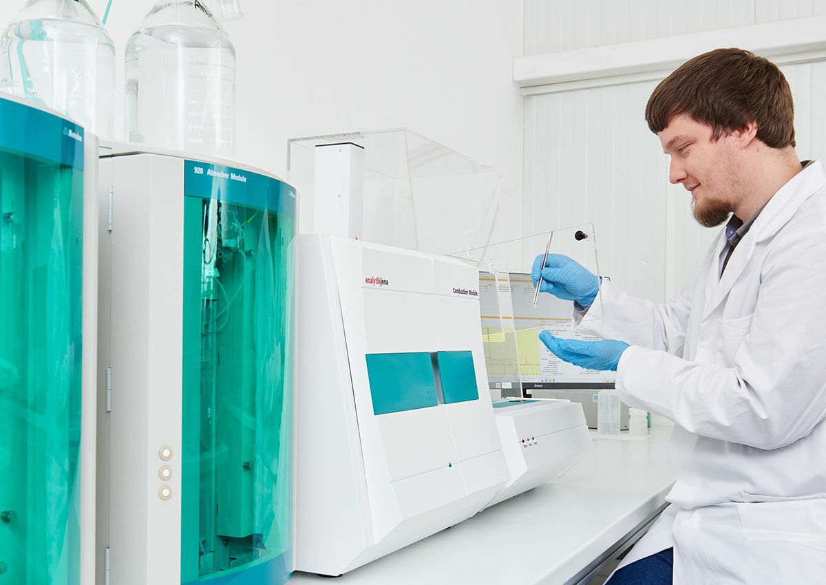 Verbrennungsionenchromatographie zur Analyse auf AOX