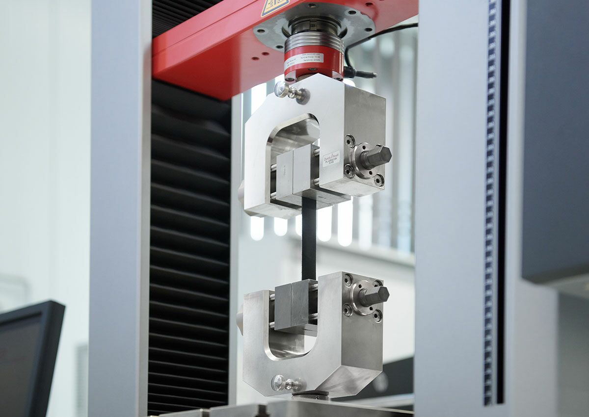 Tensile, compression and bending test for material analysis