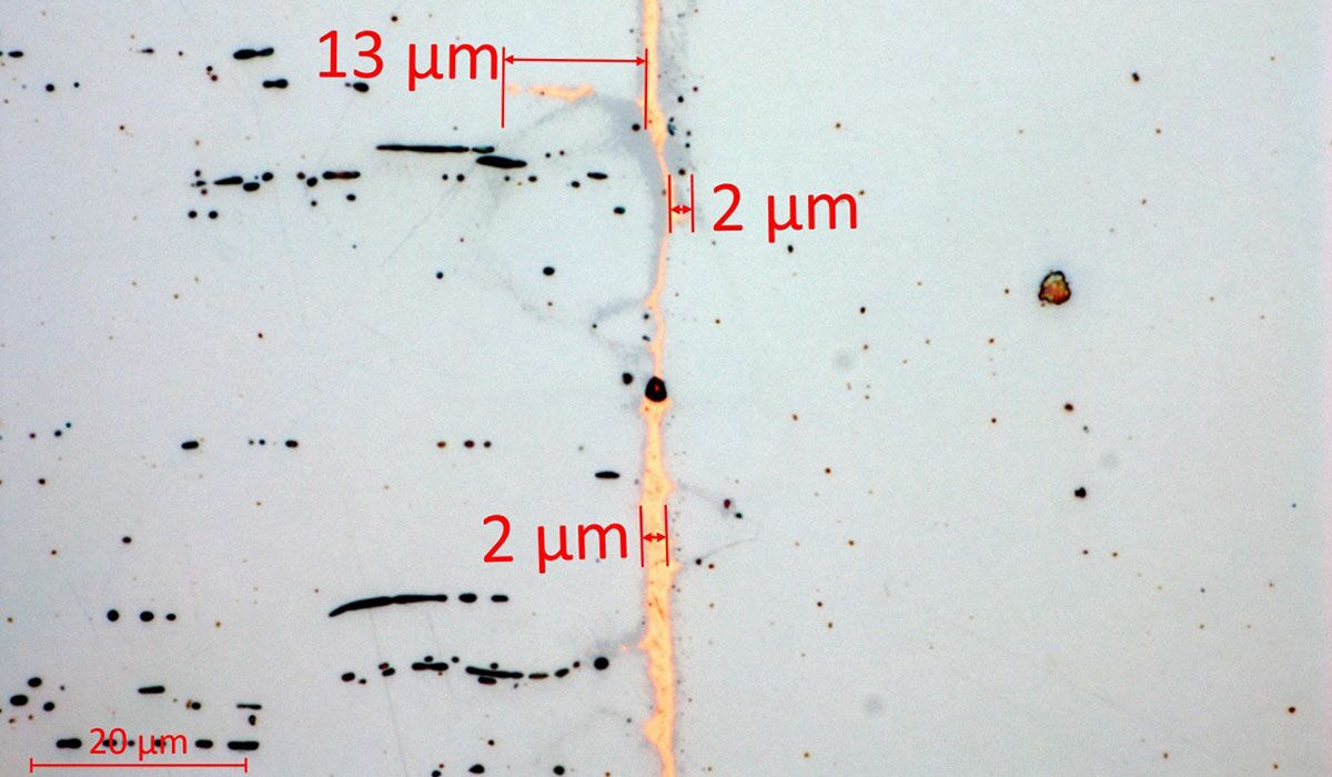 Solder joint defect: Diffusion zone in a solder seam
