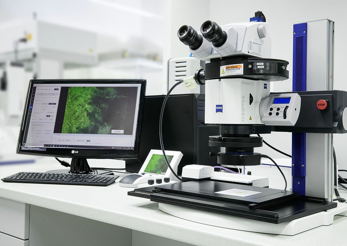 Light microscopy for material testing
