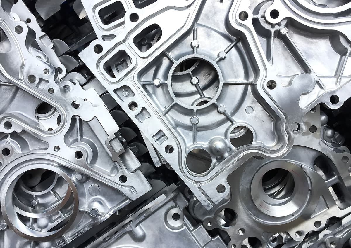Inspection of metallic components such as injection moulded parts