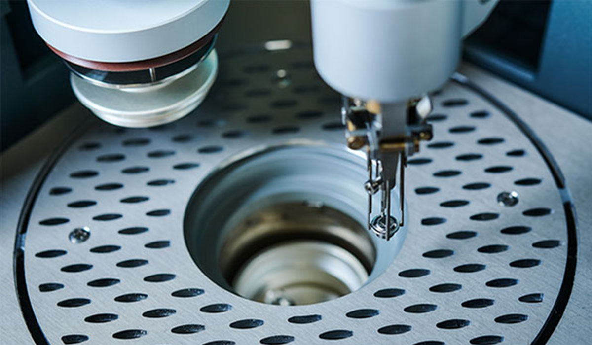 Differential scanning calorimetry (DSC)