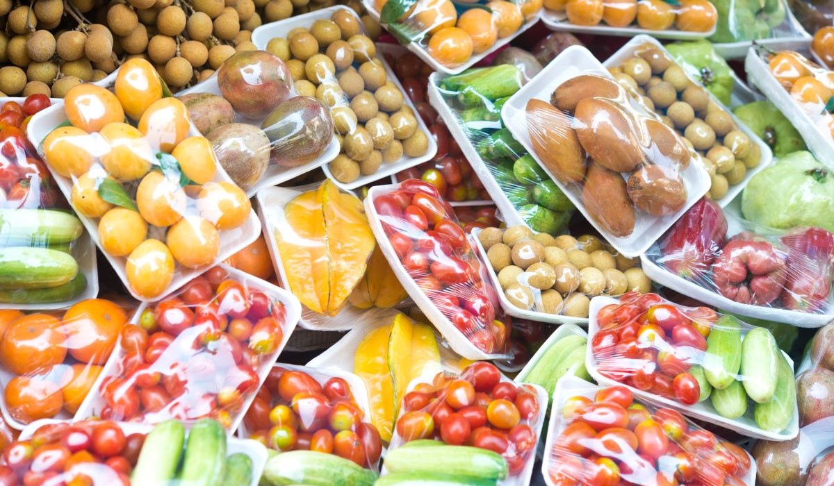 Testing food for harmful substances and residues