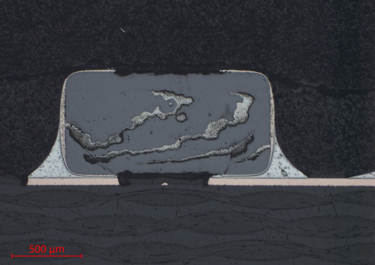 Damage to the ceramic of an electronic component